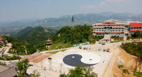 �¶�����ѵ�������մ���ɽ����